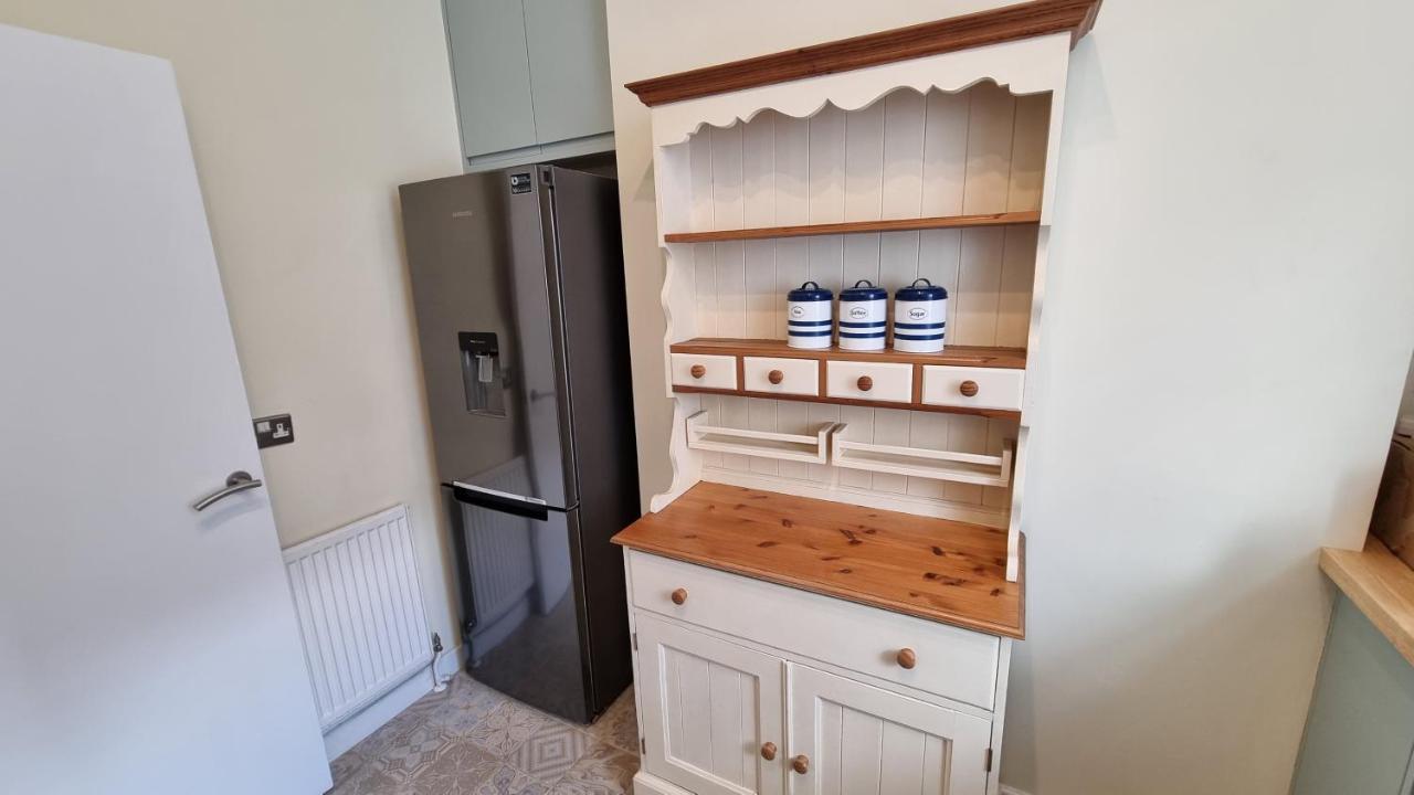 Southsea Escape - Coastal Holiday Apartment - 2 Double Bedrooms Portsmouth Ngoại thất bức ảnh