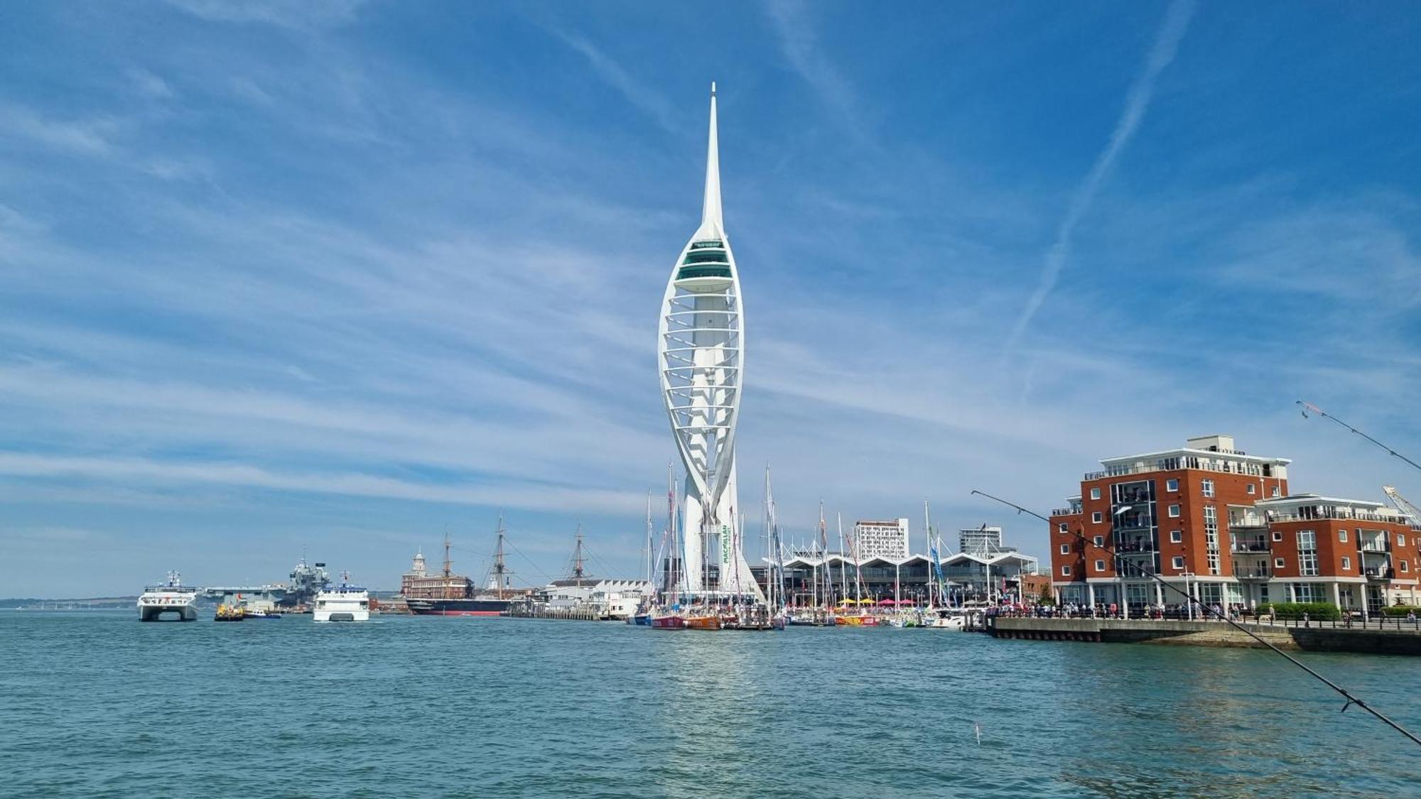 Southsea Escape - Coastal Holiday Apartment - 2 Double Bedrooms Portsmouth Ngoại thất bức ảnh